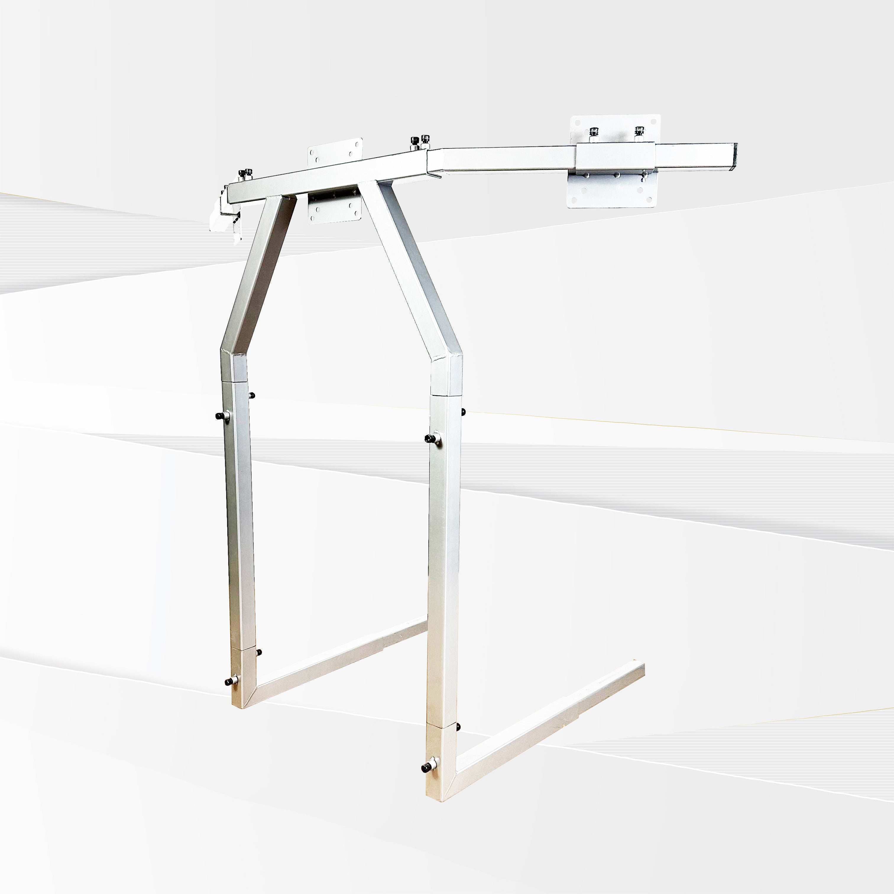 GTA™ Triple Monitor Stand