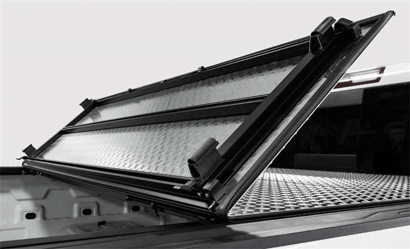 Access LOMAX Tri-Fold 09-17 Dodge Ram 1500 5ft 7in Short Bed (w/o RamBox Cargo Management Sytem) B1040019