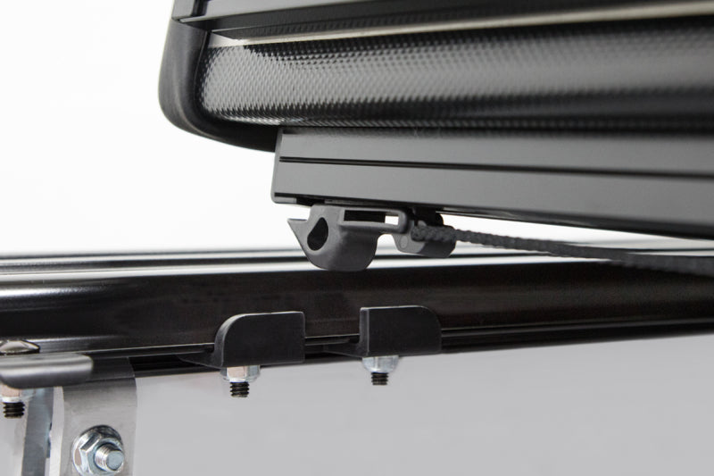 Access LOMAX Tri-Fold Cover 15-19 Chevy / GMC Full Size 1500 / 2500 / 3500 6ft 6in Bed B1020039