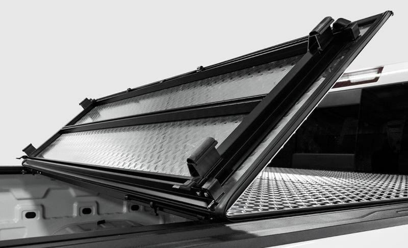 Access LOMAX Tri-Fold 09-17 Dodge Ram 1500 5ft 7in Short Bed (w/o RamBox Cargo Management Sytem) B1040019