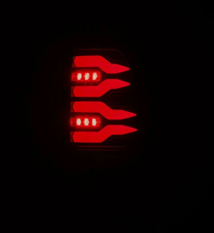 AlphaRex 97-03 Ford F150 / 99-16 Ford F250/F350/F450/F550 LUXX-Series LED Tail Lights - Black/Red 658003