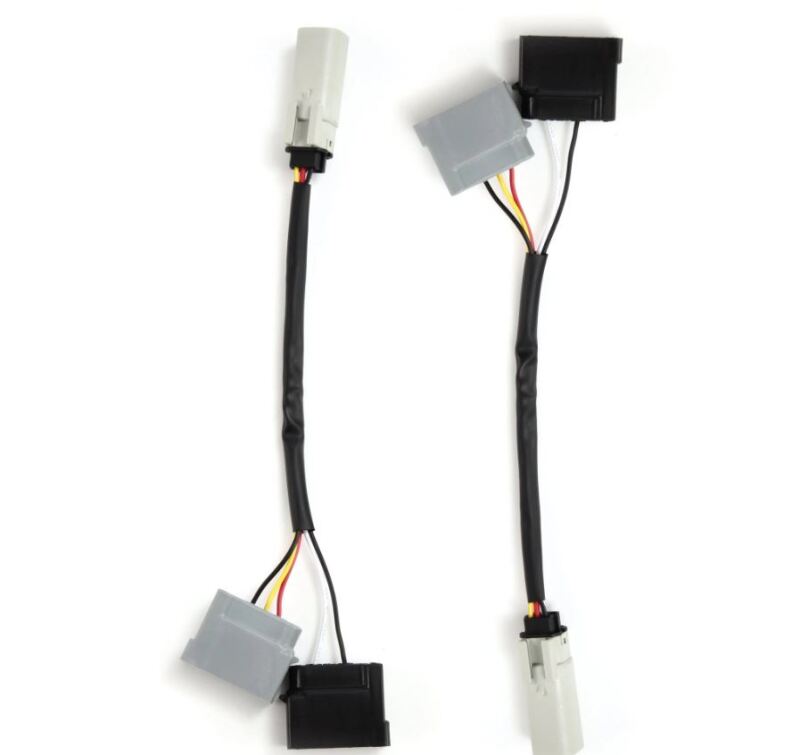 AlphaRex 18-20 Ford F-150 w/Stock Halogen Tail Lights to AlphaRex LUXX-Series Tail Lights Converters 652201