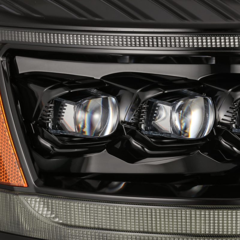AlphaRex 06-08 Ram 1500HD NOVA LED Proj Headlights Plnk Style Alpha Blk w/Seq Signal/DRL/Amber LED 880538
