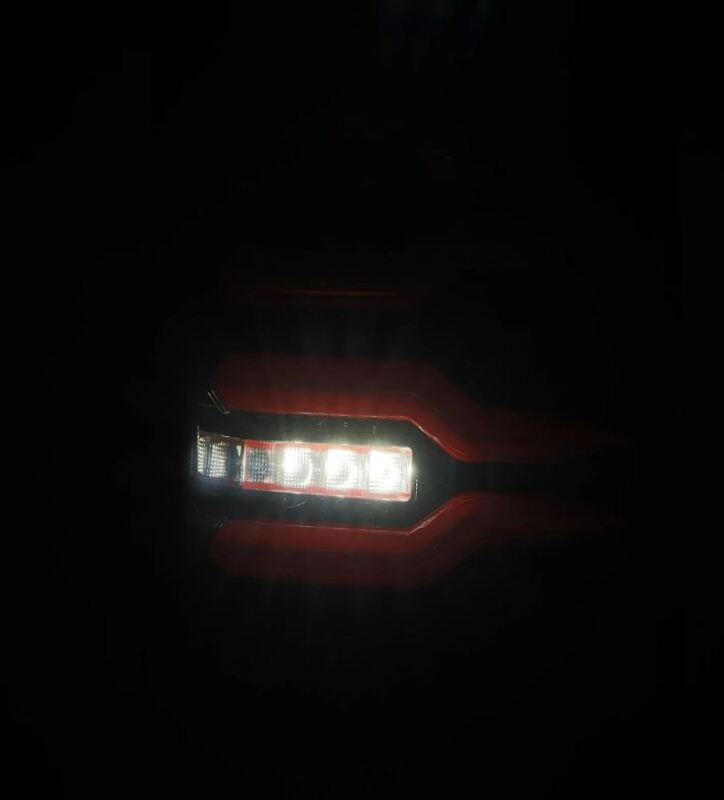 AlphaRex 99-06 Chevrolet Silverado/99-06 GMC Sierra LUXX-Series LED Tail Lights - Black/Red 620007