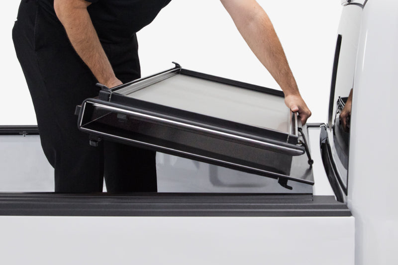 Access LOMAX Tri-Fold 09-17 Dodge Ram 1500 5ft 7in Short Bed (w/o RamBox Cargo Management Sytem) B1040019