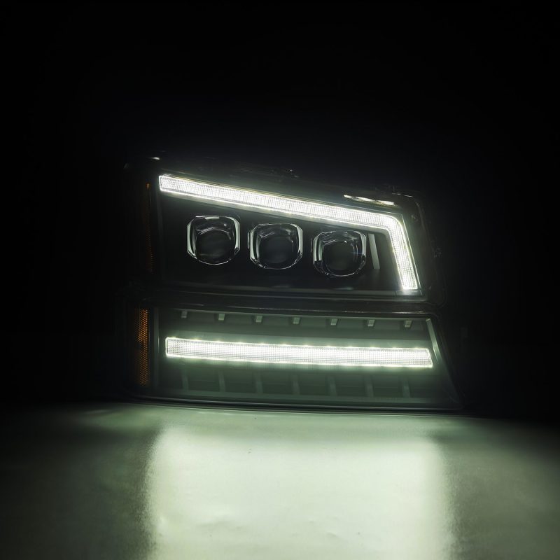 AlphaRex 03-06 Chevy Silverado 1500/2500HD/3500HD/Avalanche Black NOVA LED Proj Headlights 880256
