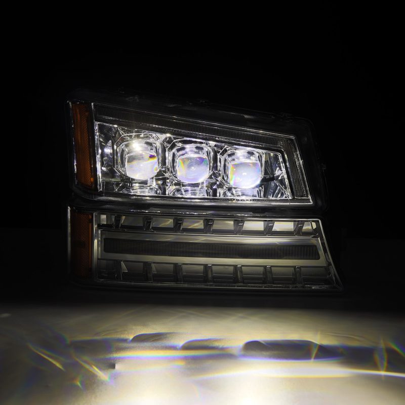 AlphaRex 03-06 Chevy Silverado 1500/2500HD/3500HD/Avalanche Chrome NOVA LED Proj Headlights 880255