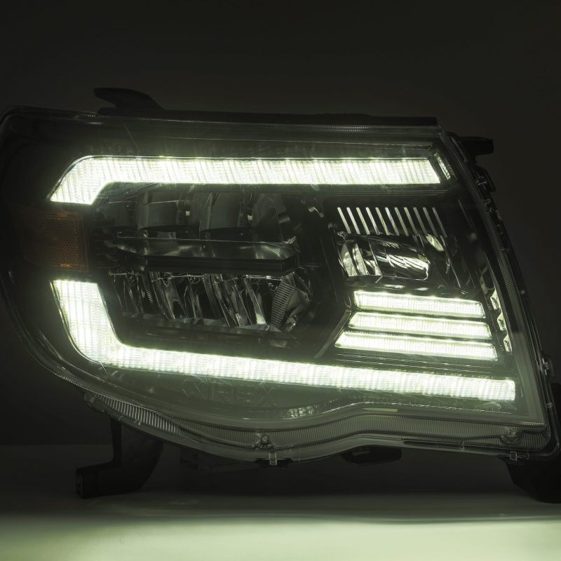 AlphaRex 05-11 Toyota Tacoma LUXX Crystal Headlights Plank Style Chrome w/Activation Light/DRL 880734