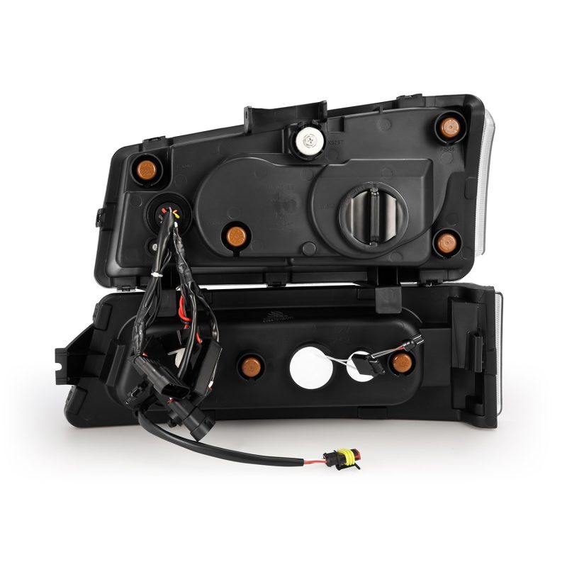 AlphaRex 03-06 Chevy Silverado 1500/2500HD/3500HD/Avalanche Alpha-Black NOVA LED Proj Headlights 880254