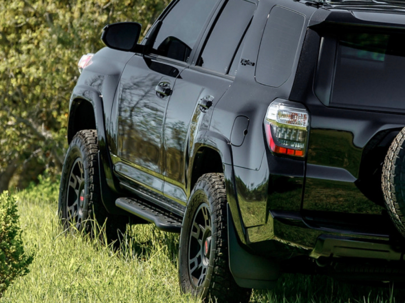 Cali Raised LED Cali Raised 10-24 Toyota 4Runner Step Ed Bolt On Rock Sliders - Kick Out/BedLiner Filler Plate/Pwdr CR2892