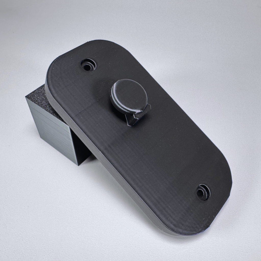 Honeycomb Alpha Wall Mount / Yoke Mount / Flight Simulator Accessory for Organized Cockpit Setup MSFS & X-Plane