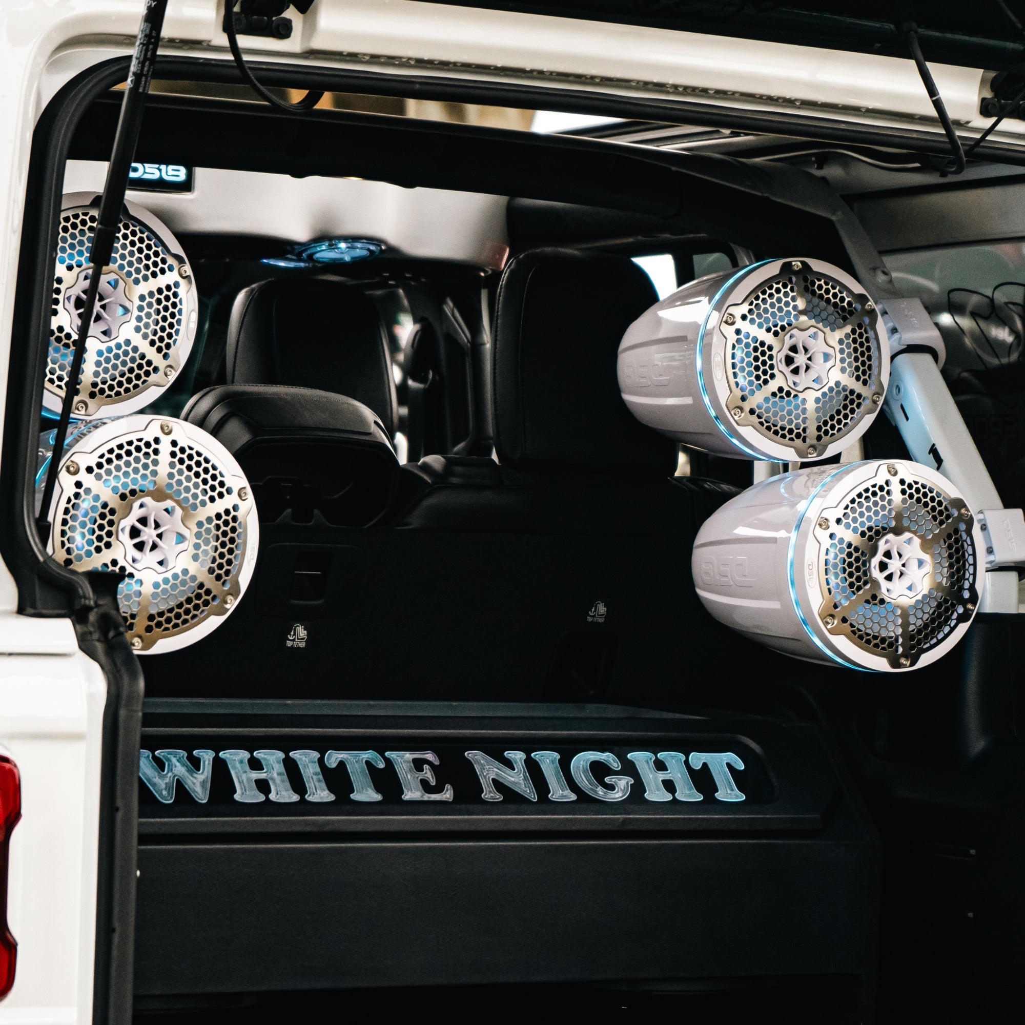 NXL 6.5" Marine and Powersports Towers LED RGB Lights 100 Watts Rms - Black Carbon Fiber