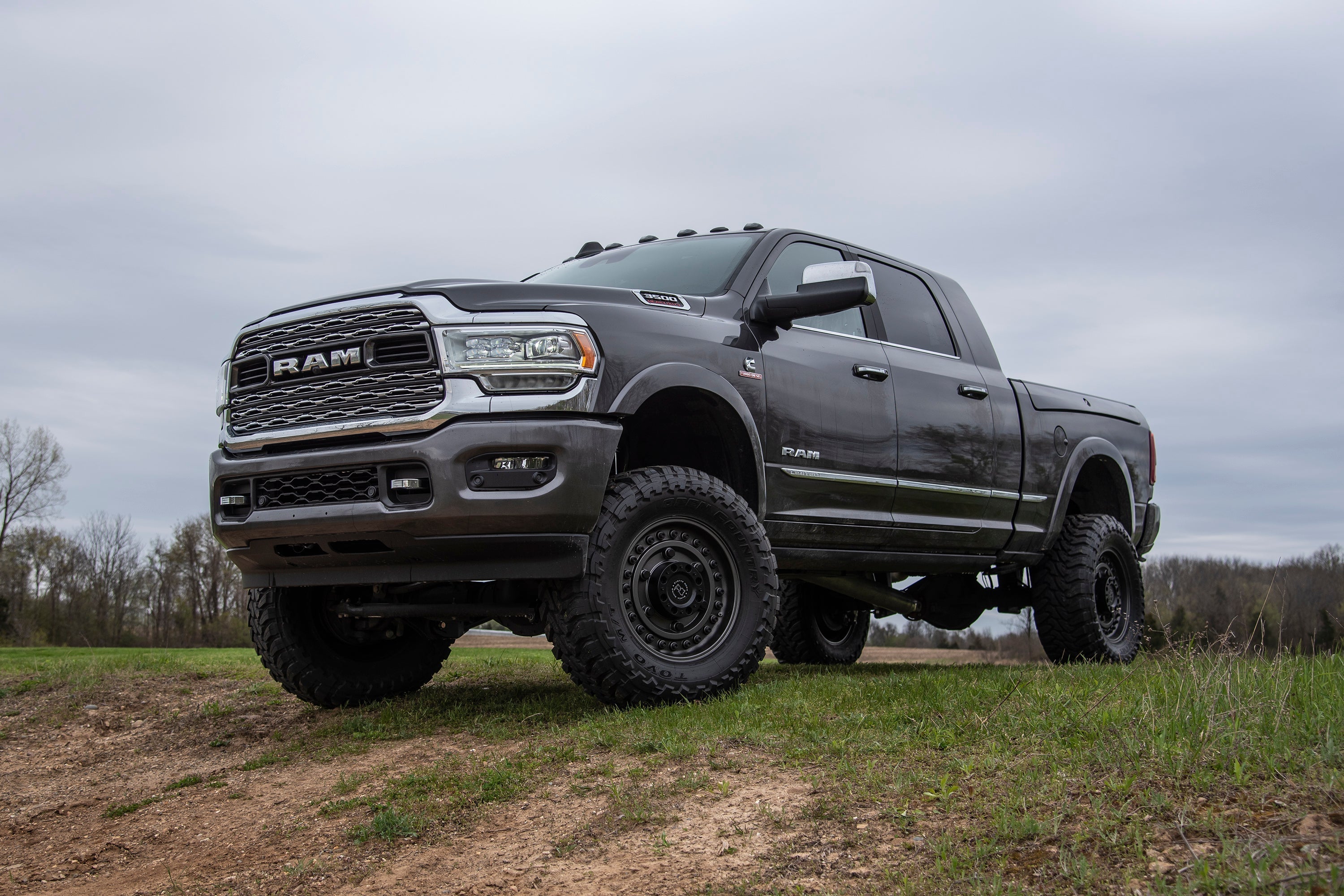 5.5 Inch Lift Kit w/ 4-Link | Ram 2500 (19-25) 4WD | Gas