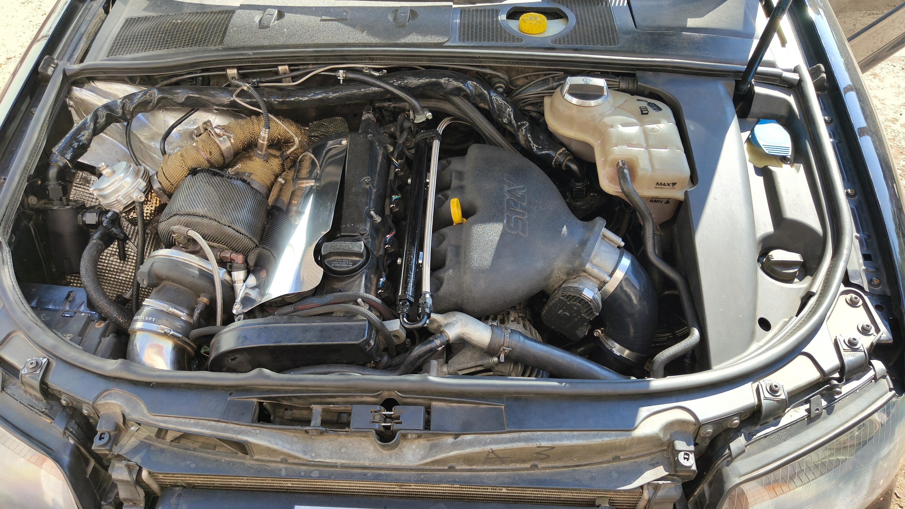 Cast Aluminum Intake Manifold for longitudinal VW/AUDI 1.8T with 4 injectors Fuel Rail Kit (OEM throttle)