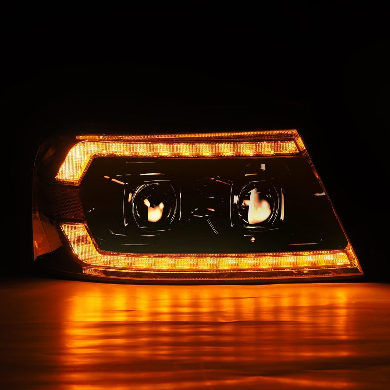 AlphaRex 04-08 Ford F150 Chrome LUXX Series Projector headlights 880133