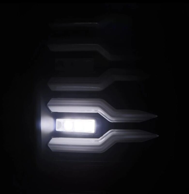 AlphaRex 07-14 Chevrolet Silverado 1500/2500HD/3500HD Luxx-Series LED Tail Lights Blk w/Smoked Lens 620080