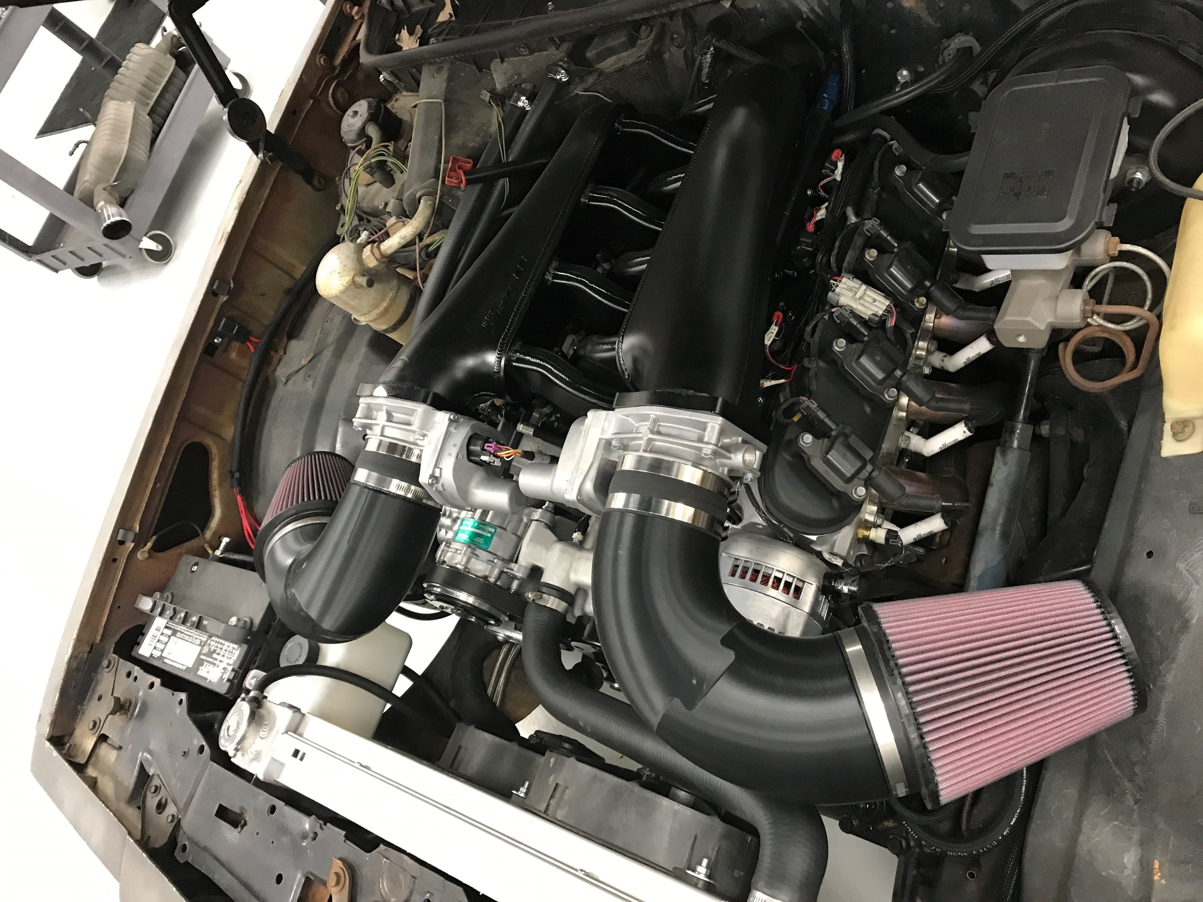 Sniper EFI Fabricated Intake Manifold Dual Plenum 102mm GM LS3/L92, and Fuel Rail Kit - Silver