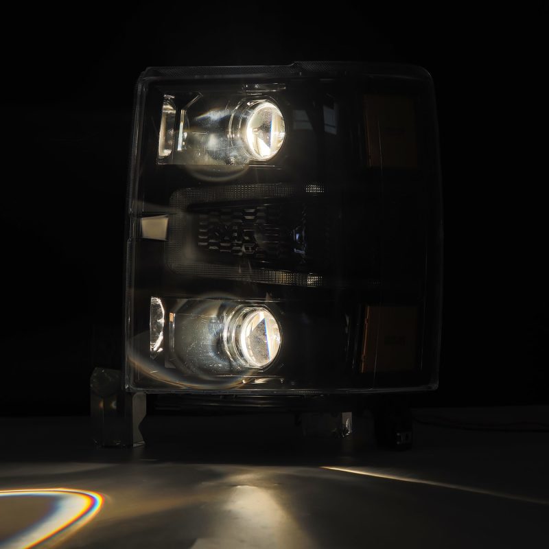 AlphaRex 14-15 Chevy 1500 PRO-Series Projector Headlights, Alpha-Black w/ Sequential Signal &  DRL 880247