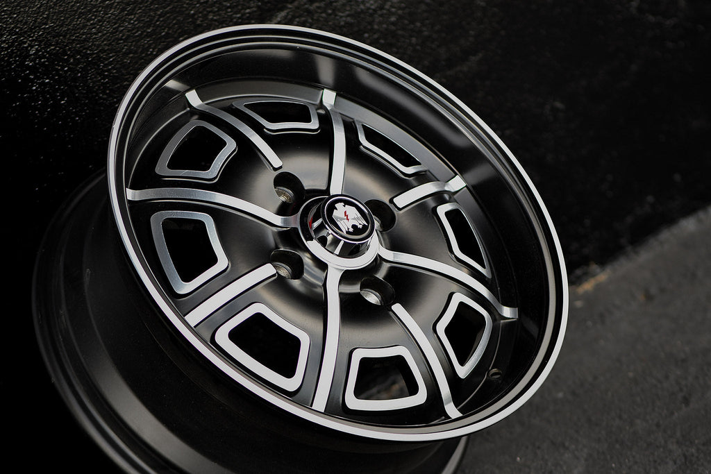 Pedrini | Satin Black Full Machined Face, Windows & Lip Edge